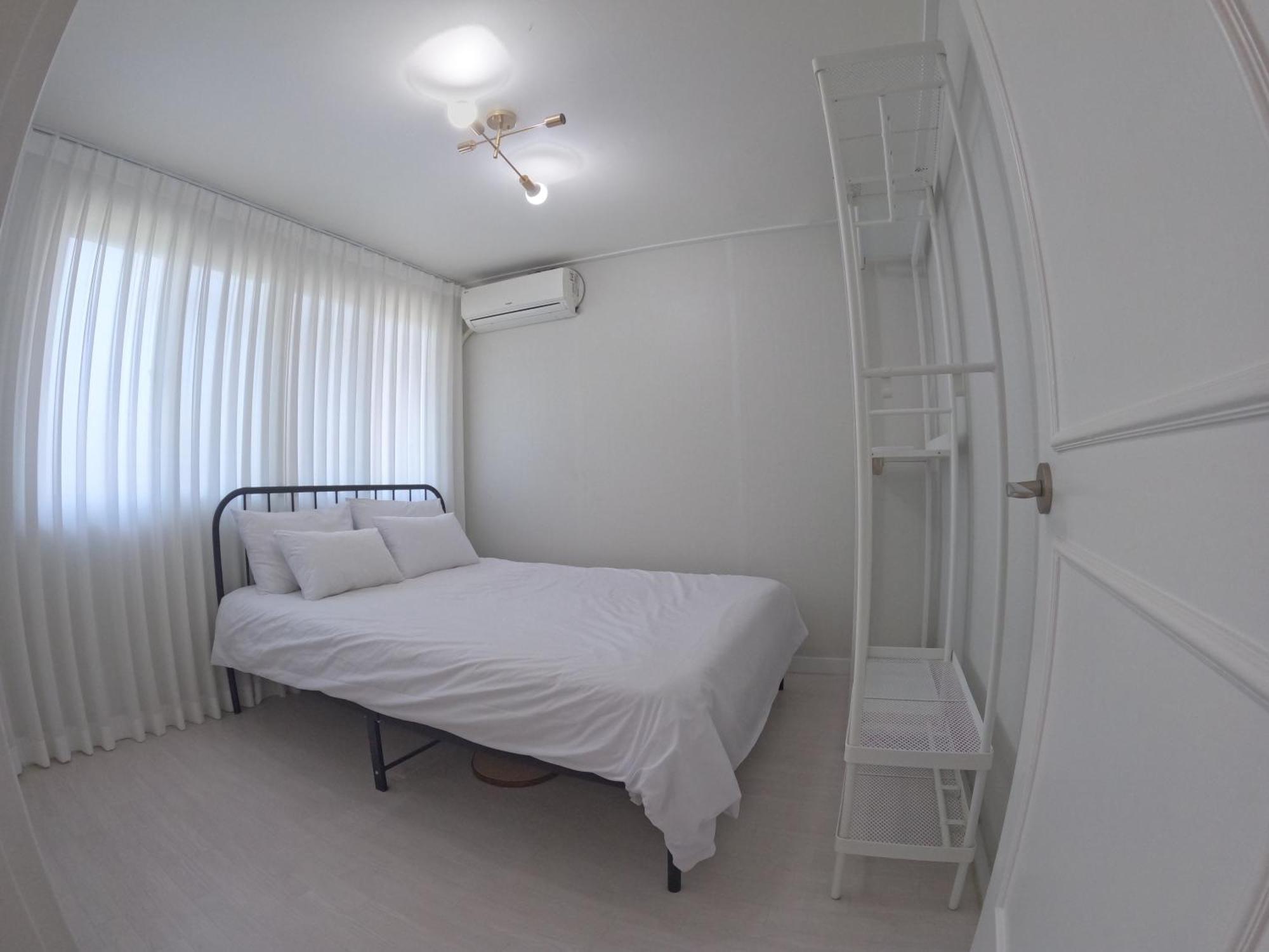 Homestay Station Jin's House